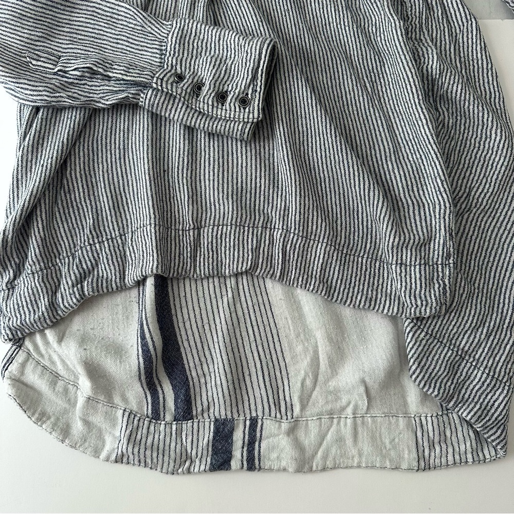 On the Road Blue and White Tunic - Picture 5 of 6
